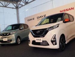Nissan Mitsubishi keicar min
