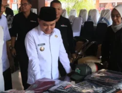 Bangun, Bukan Rusak: Gunakan Medsos Secara Produktif ala Gus Barra