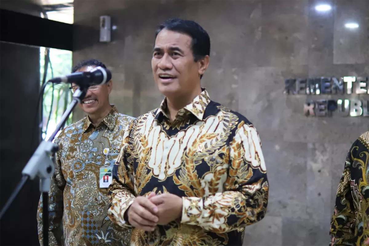 Bantahan Haji Isam: Tak Ada Intervensi PPP untuk Amran Sulaiman