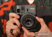Fujifilm Luncurkan Instax Mini 41: Kamera Analog Terbaru di Indonesia 13 Fujifilm Luncurkan Instax Mini 41: Kamera Analog Terbaru di Indonesia
