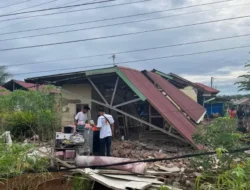 Gempa Bengkulu 6,3 SR: 100 Rumah Rusak, Gubernur Janji Bangun Kembali 2 Gempa Bengkulu 6,3 SR: 100 Rumah Rusak, Gubernur Janji Bangun Kembali