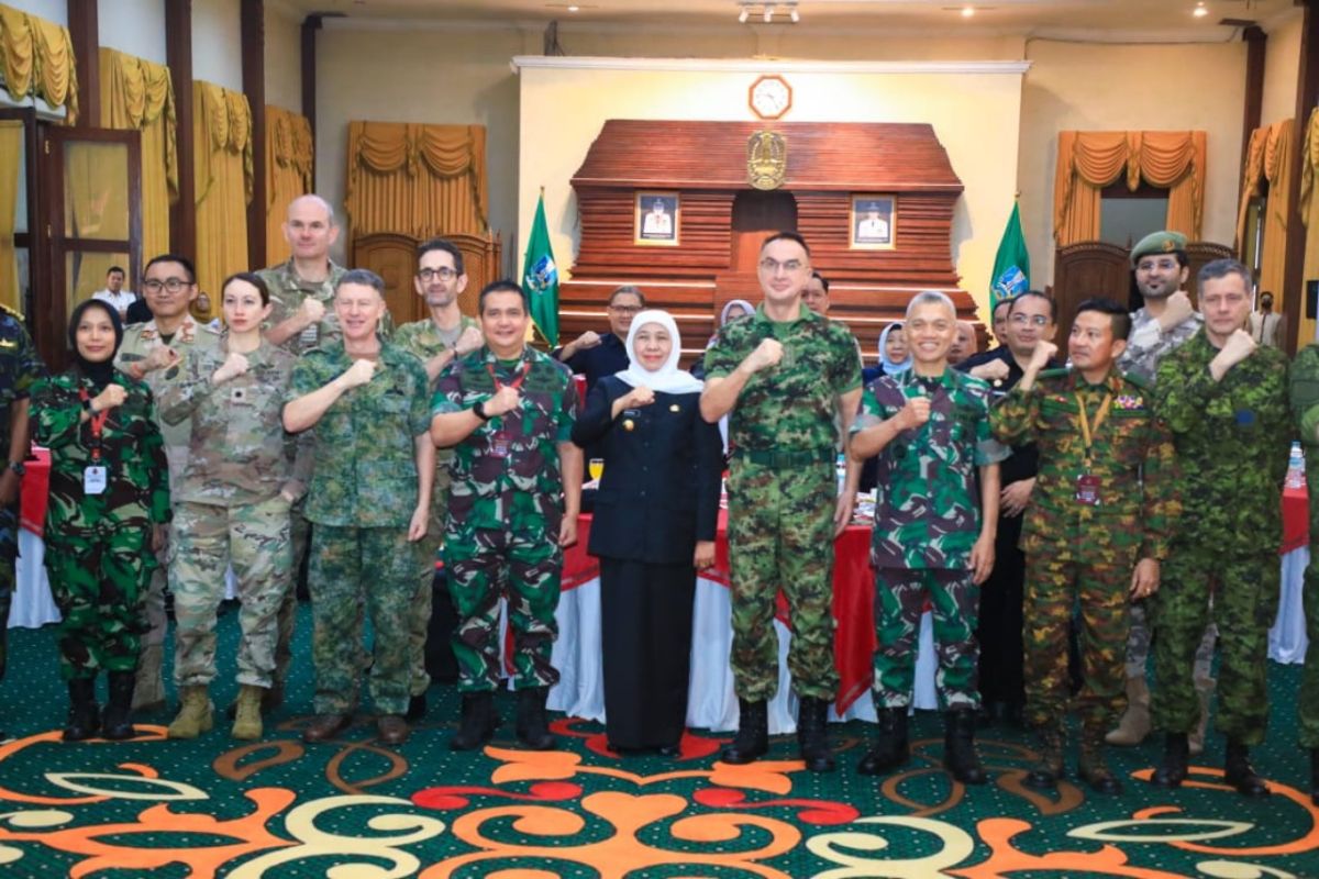 Gubernur Khofifah Tawarkan Potensi Investasi Jawa Timur ke 17 Negara