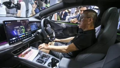 Indonesia Berambisi Jual 100.000 Mobil Listrik di 2025