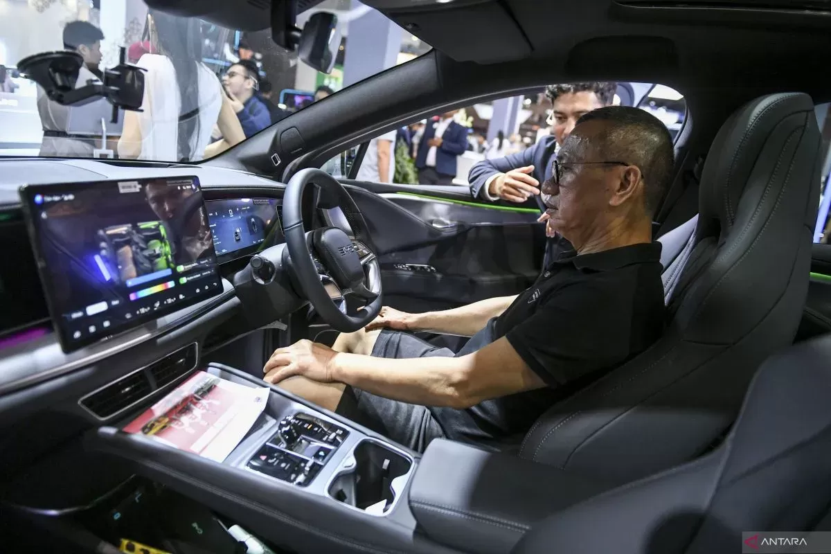 Indonesia Berambisi Jual 100000 Mobil Listrik di 2025