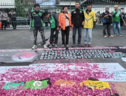 Kebijakan Mitra Pengemudi Online: Dampak Jangka Panjang Harus Diperhitungkan Matang 2 Kebijakan Mitra Pengemudi Online: Dampak Jangka Panjang Harus Diperhitungkan Matang