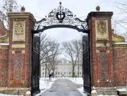 Kebijakan Trump: Ancaman Visa dan Ijazah Mahasiswa Internasional Harvard 5 Kebijakan Trump: Ancaman Visa dan Ijazah Mahasiswa Internasional Harvard