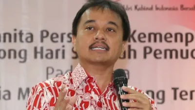 Labfor Periksa Ijazah Jokowi, Roy Suryo Menyerahkan Diri 8 Labfor Periksa Ijazah Jokowi Roy Suryo Menyerahkan Diri