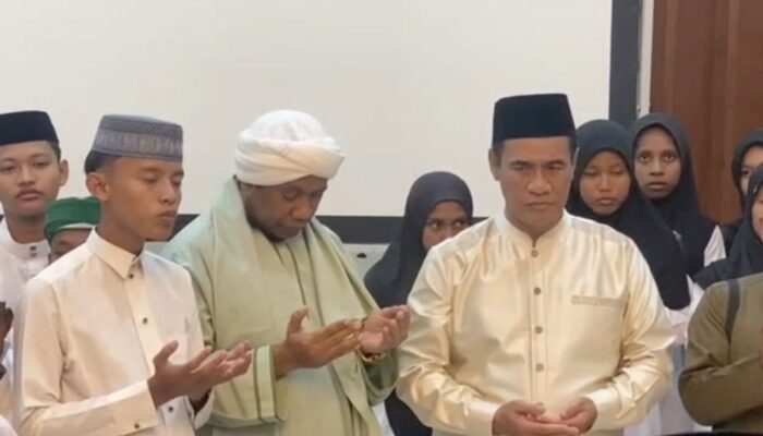 Mentan Syukuran Beras Melimpah: Berbagi Kebahagiaan Bersama Anak Yatim