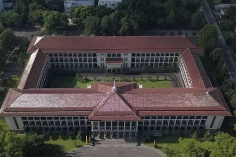 Misteri Tiga Nomor Ijazah Fakultas Kehutanan UGM: 1120, 1117, dan 1115