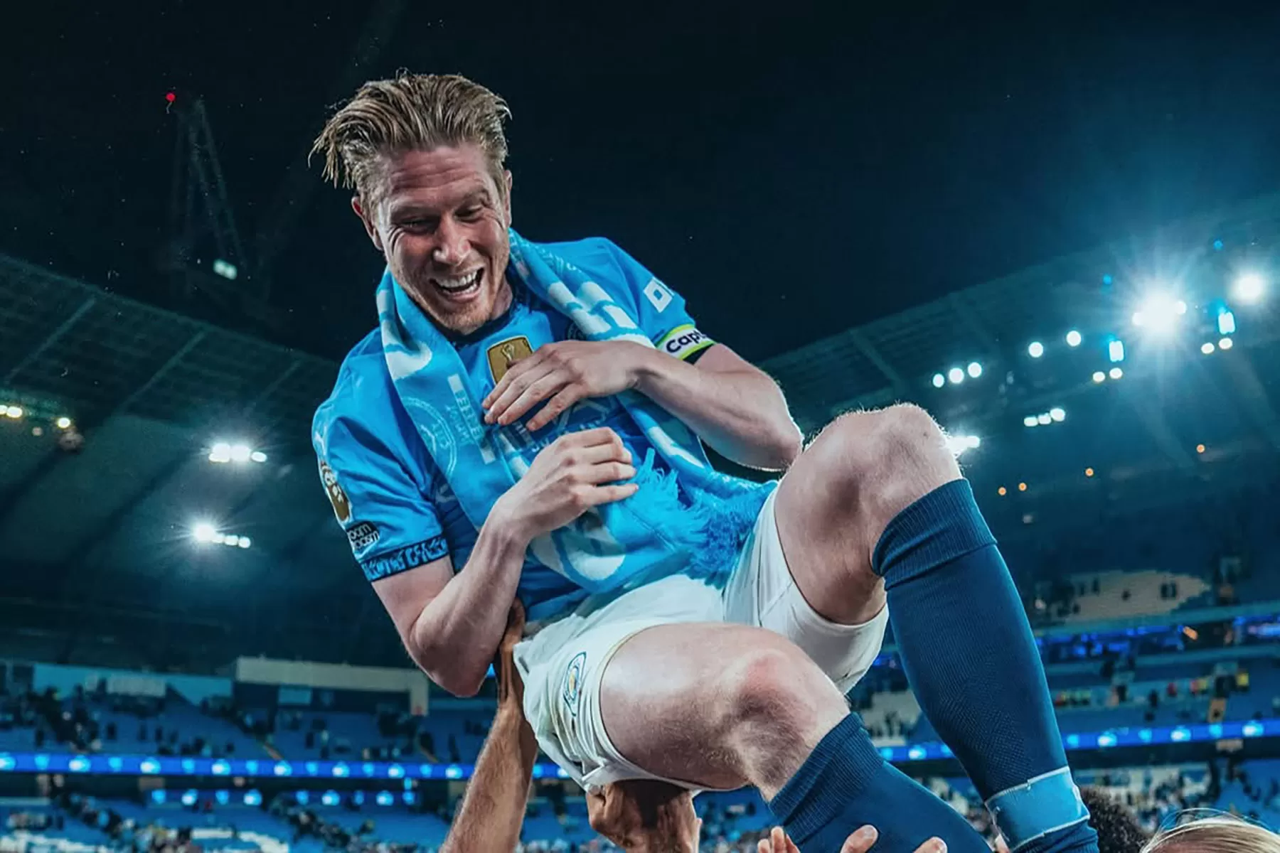 Patung De Bruyne di Etihad Haru Bahagia Sang Maestro City