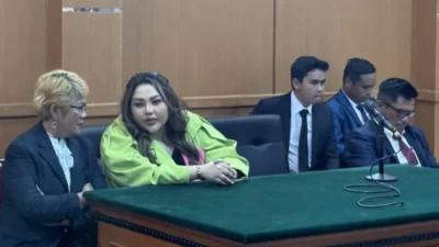 Pengacara Lisa Mariana Kritik Sikap Ridwan Kamil Tak Gentle