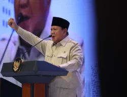 Prabowo Imbau Kewaspadaan Menteri: Ucapan Bijak Redam Kecemasan Publik 3 Prabowo Imbau Kewaspadaan Menteri: Ucapan Bijak Redam Kecemasan Publik