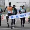 Robot Humanoid Pecahkan Rekor, Menaklukkan Setengah Maraton Beijing