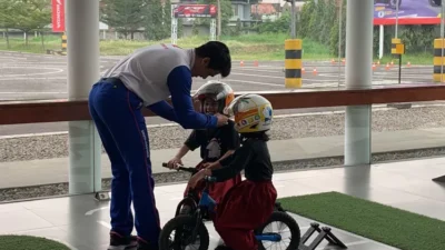 Safety Riding Center DAM: Menyongsong Keselamatan Berkendara Motor di Jabar