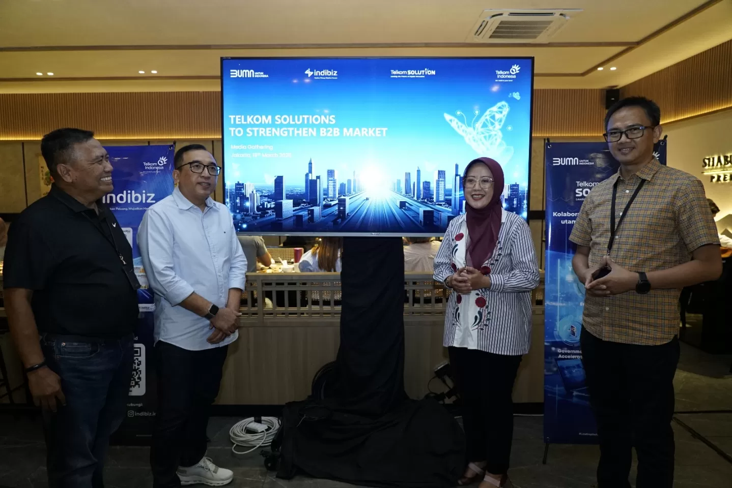Telkom Solutions Solusi Terintegrasi Konektivitas Keamanan Siber dan AI untuk Bisnis