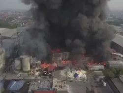 Tragedi Kebakaran Hebat Landa Pabrik Jati Perkasa Nusantara Bekasi