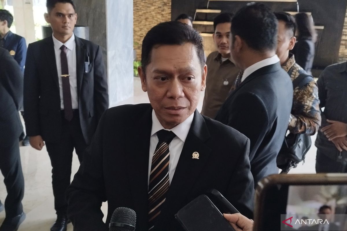 Usul Kenaikan Batas Pensiun ASN: Wakil Ketua DPR Minta Ditunda