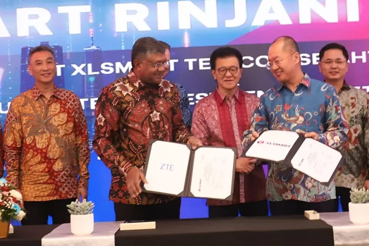 XLSMART Huawei ZTE Kolaborasi Jaringan Talenta Digital Unggul Indonesia