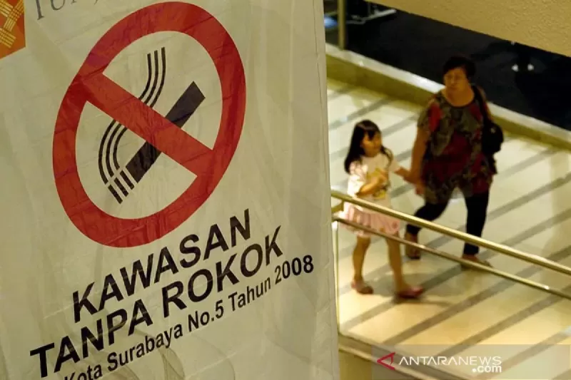 Kajian Mendalam Perda Kawasan Tanpa Rokok Kudus: Antara Kesehatan dan Ekonomi