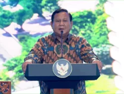 Prabowo Temukan Tomy Winata di Peresmian Pabrik Baterai