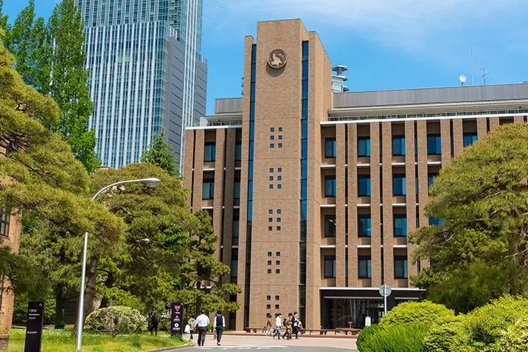 Rekomendasi 15 Universitas Asia Terbaik di Bidang Fisika Terapan Berbasis Riset