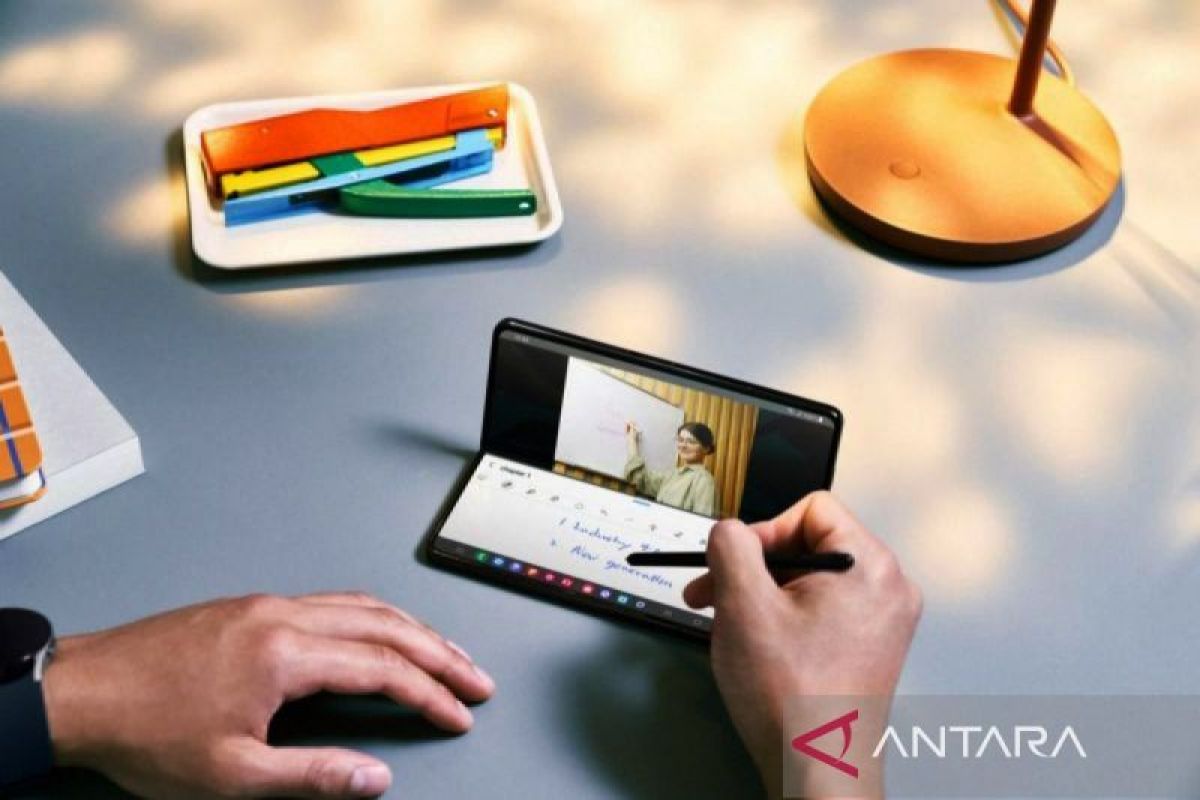 Samsung Galaxy Z Fold3 Tiga Lipat Segera Meluncur di China