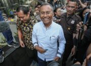 Dahlan Iskan Tersangka  Peristiwa dan Implikasinya