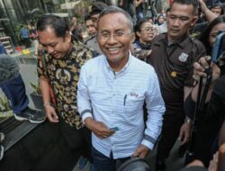 Dahlan Iskan Tersangka  Peristiwa dan Implikasinya