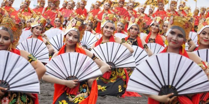 Wiraga merupakan unsur tari yang meliputi