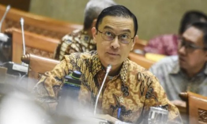 Thomas trikasih lembong