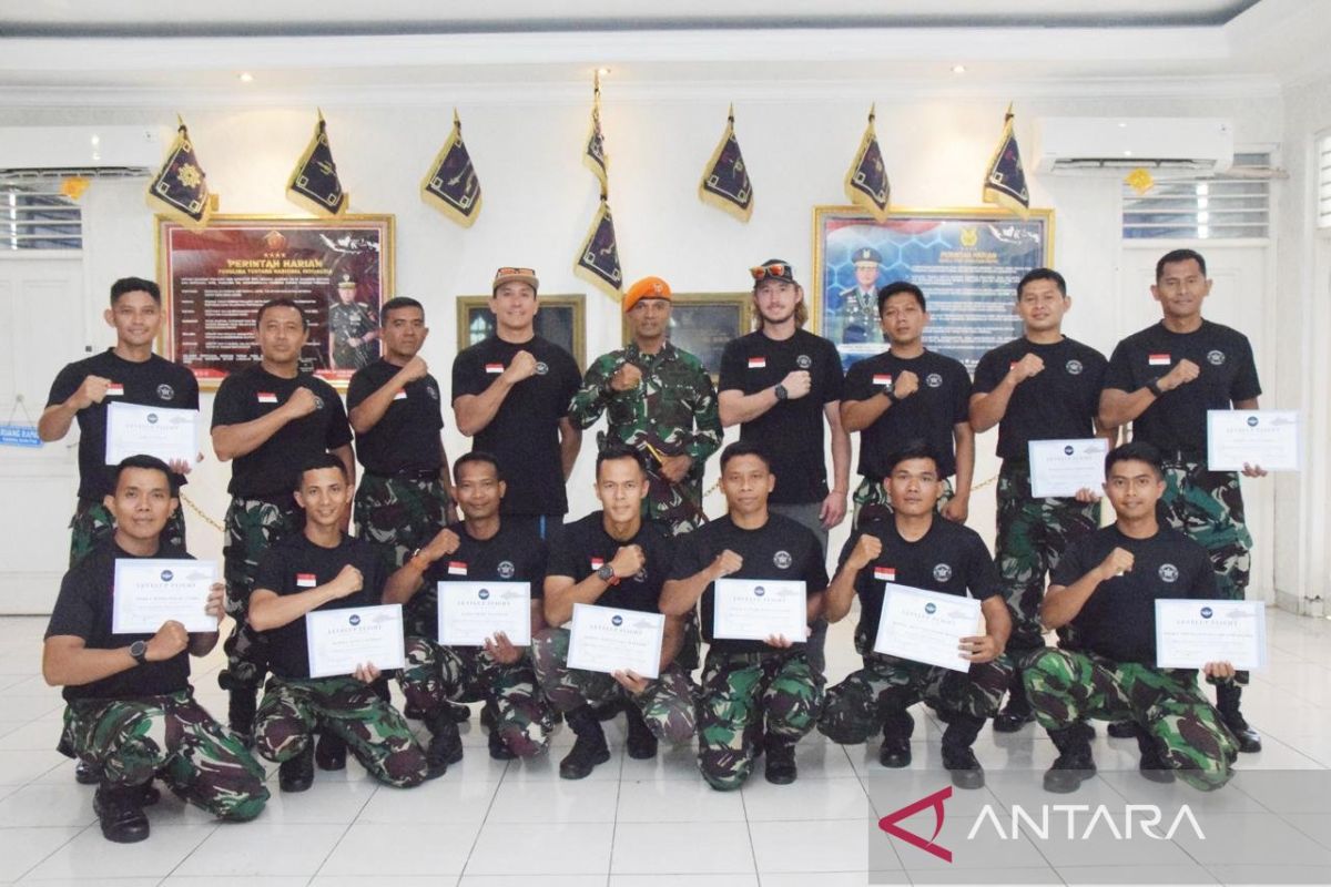 Kopasgat Kemampuan Khusus Prajurit Wingsuit Kunci Dominasi Medan Perang
