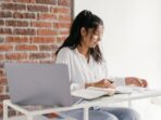 Manusia dalam sejarah diposisikan sebagai