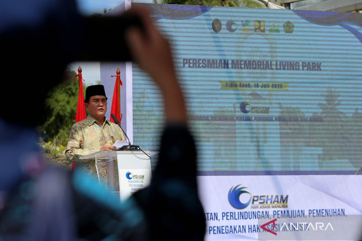 Yusril Izhar Mahendra Usul Daud Beureueh Jadi Pahlawan Nasional