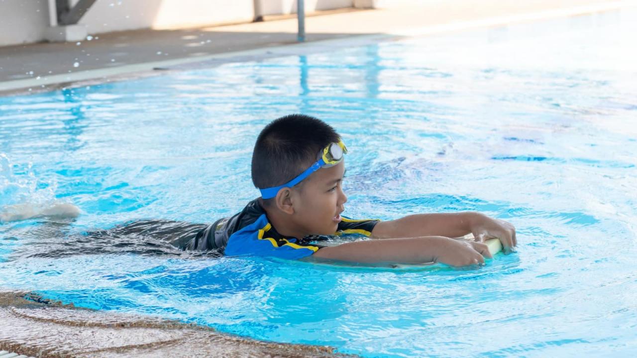 7 Tujuan Pengenalan Air dalam Olahraga Renang, Simak! | Sehat AQUA Tujuan pengenalan air dalam olahraga renang adalah