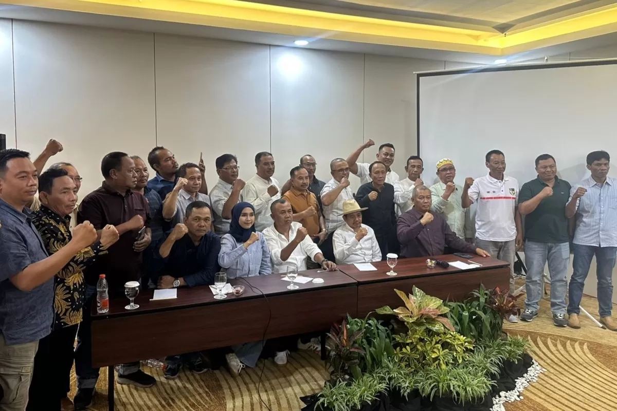 Gula Kristal Menumpuk 76700 Ton Petani Tebu Jawa Timur Ancam Mogok