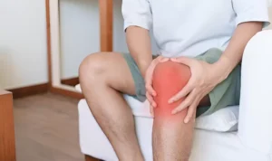 Waspadai Radang Sendi Lutut Kenali Penyebabnya Sejak Dini